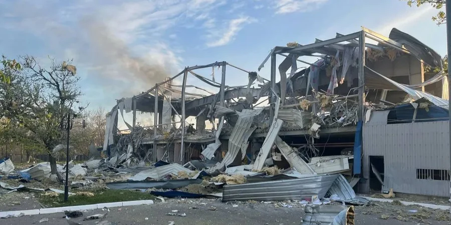 Льодова арена в Херсоні після російського обстрілу (Фото: ХК Київ Кепіталз)