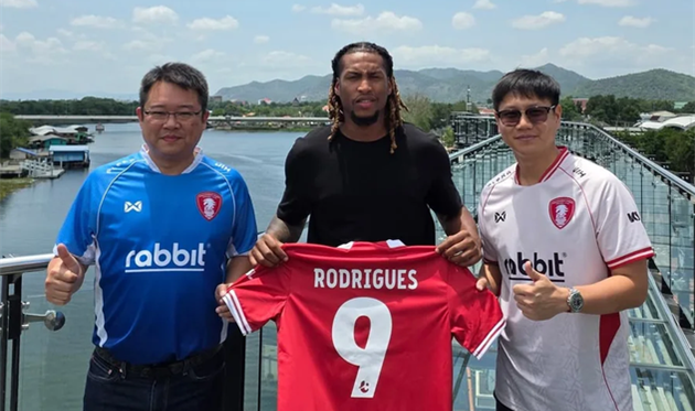 reddit.com/r/soccer