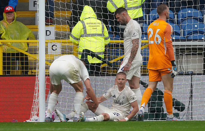 АПЛ. Бернлі – Ноттінгем Форест 1:1. Із Зінченком в головних ролях - изображение 1