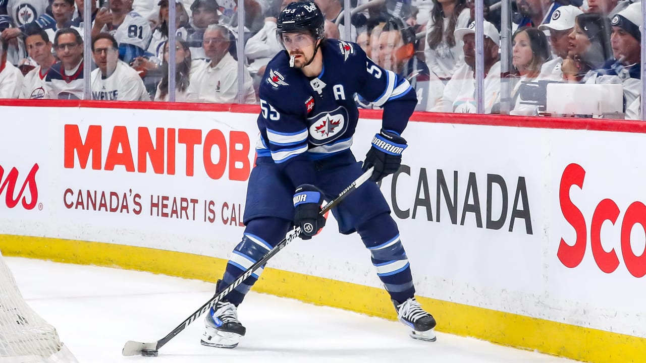 NHL On Tap: Шайфлі має шанс стати найкращим бомбардиром в історії "Джетс