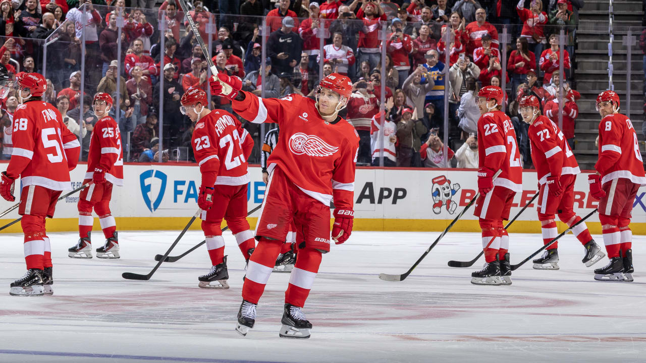 Статистика NHL EDGE про досягнення Кейном позначки у 500 голів за Ред Уінгс